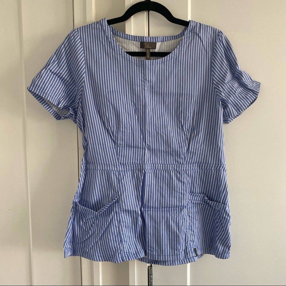 JAANUU SCRUBS TOP